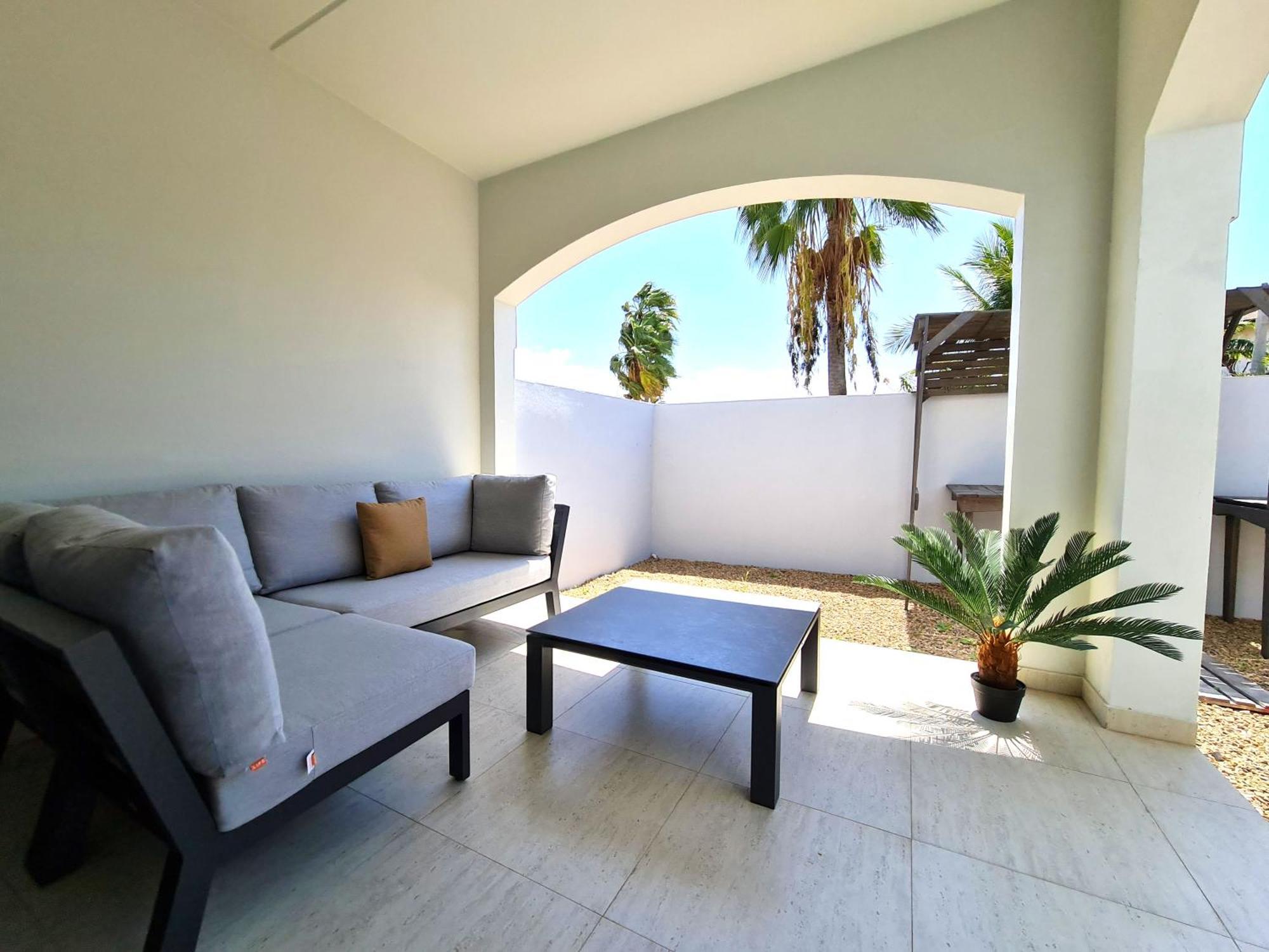 Tuscany Residence Aruba Palm Beach Exterior photo